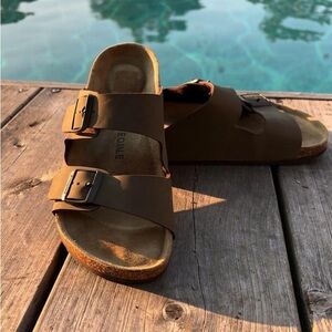 Men's Brown Leather Sandals with Buckle Straps